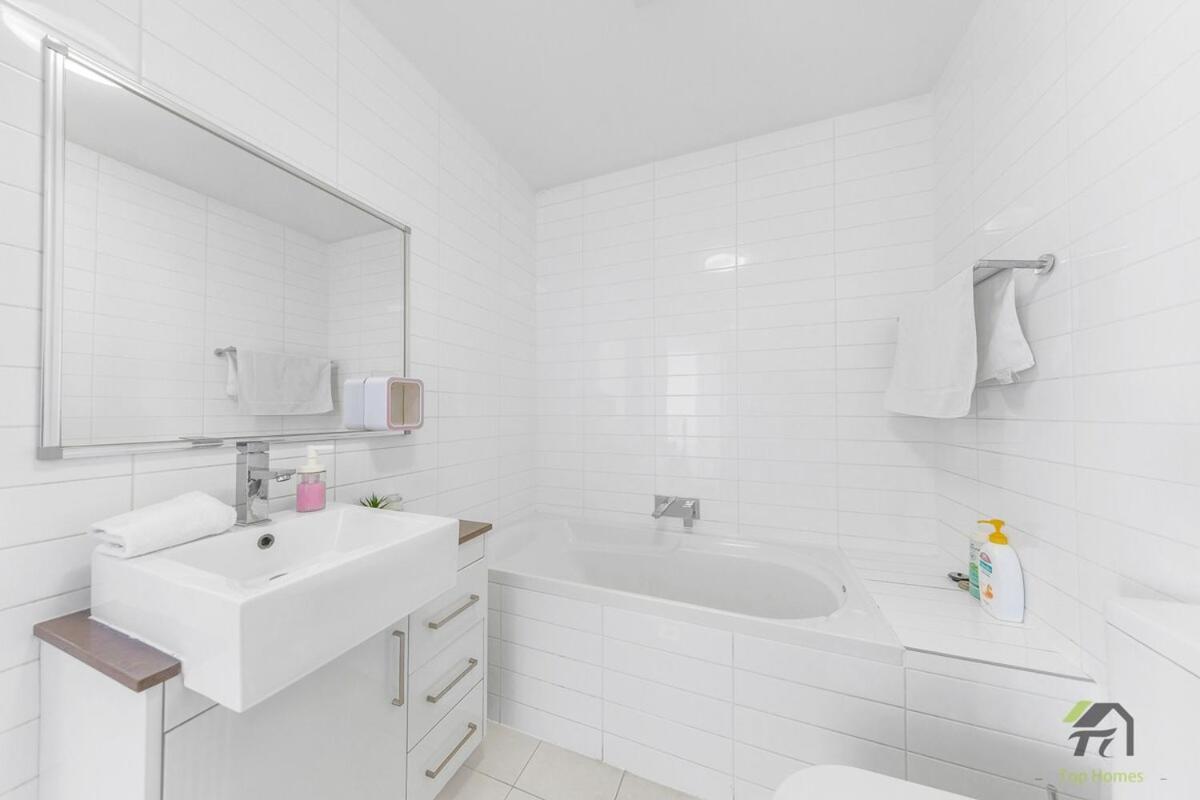 Convenient 2 Bedrooms In Parramatta *